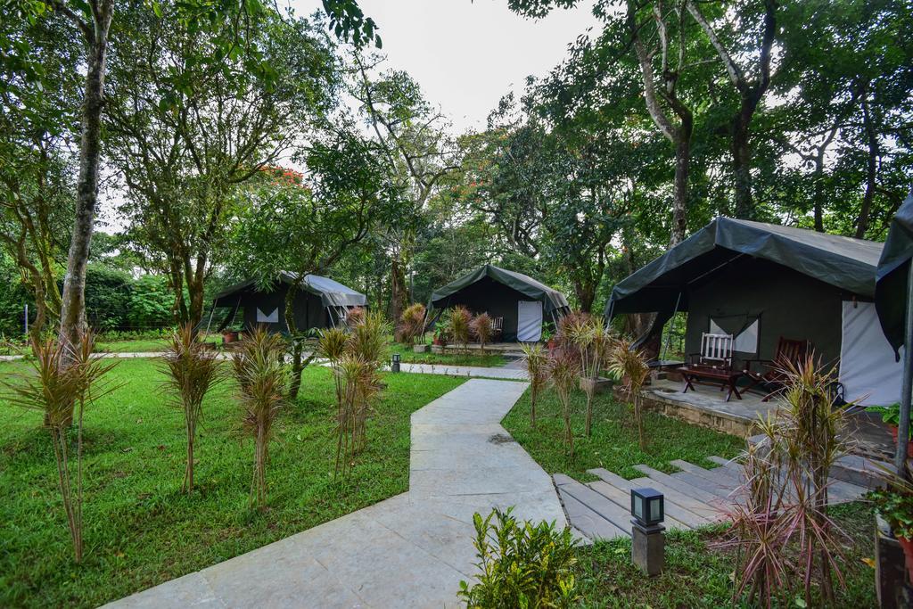 Monica Garden Bungalow Vālpārai Exterior foto